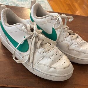 Nike Court Borough Low White Green Sneakers | Youth 5.5 / Women’s 7